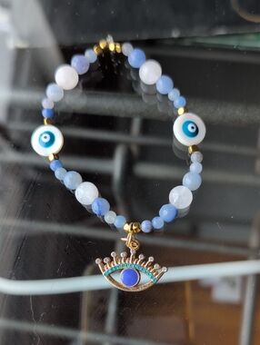 Evil Eye  Shell  With Quartz And Adventureine Beads Evil Eye Charm Bracelet
